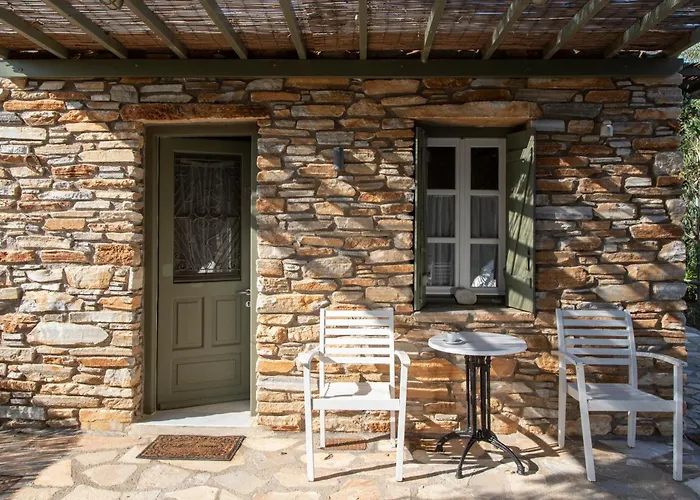 K Semesterbostad Tínos